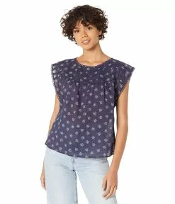 Steve Madden Have A Lace Top