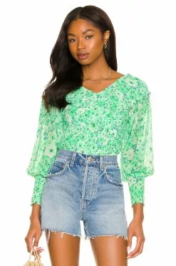 Steve Madden Wrapped Up In You Top Basil