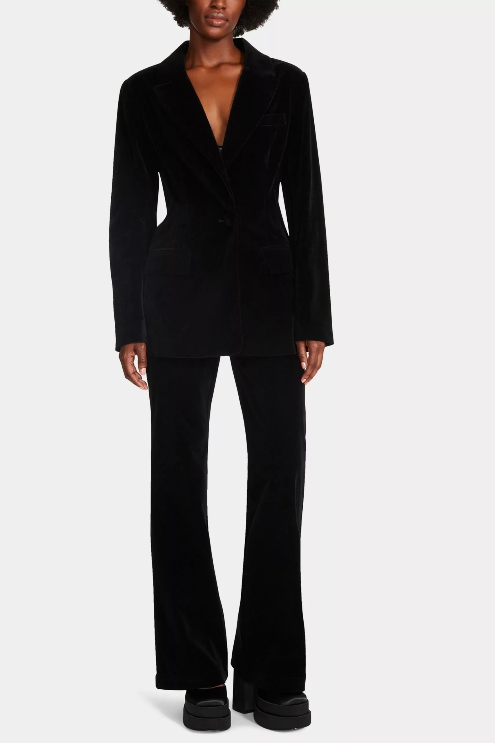 Steve Madden Fitted Velvet Blazer - Image 4